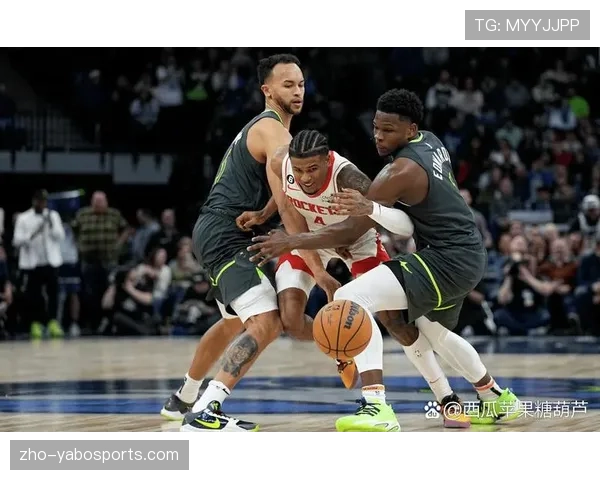 黄蜂前场篮板16比8压倒性优势 二次进攻机会将一次进攻转化为多次得分
